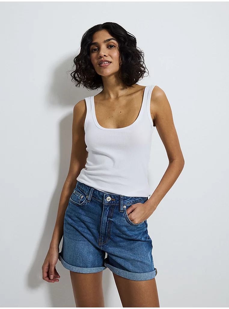 Mid Wash Miley Mom Shorts