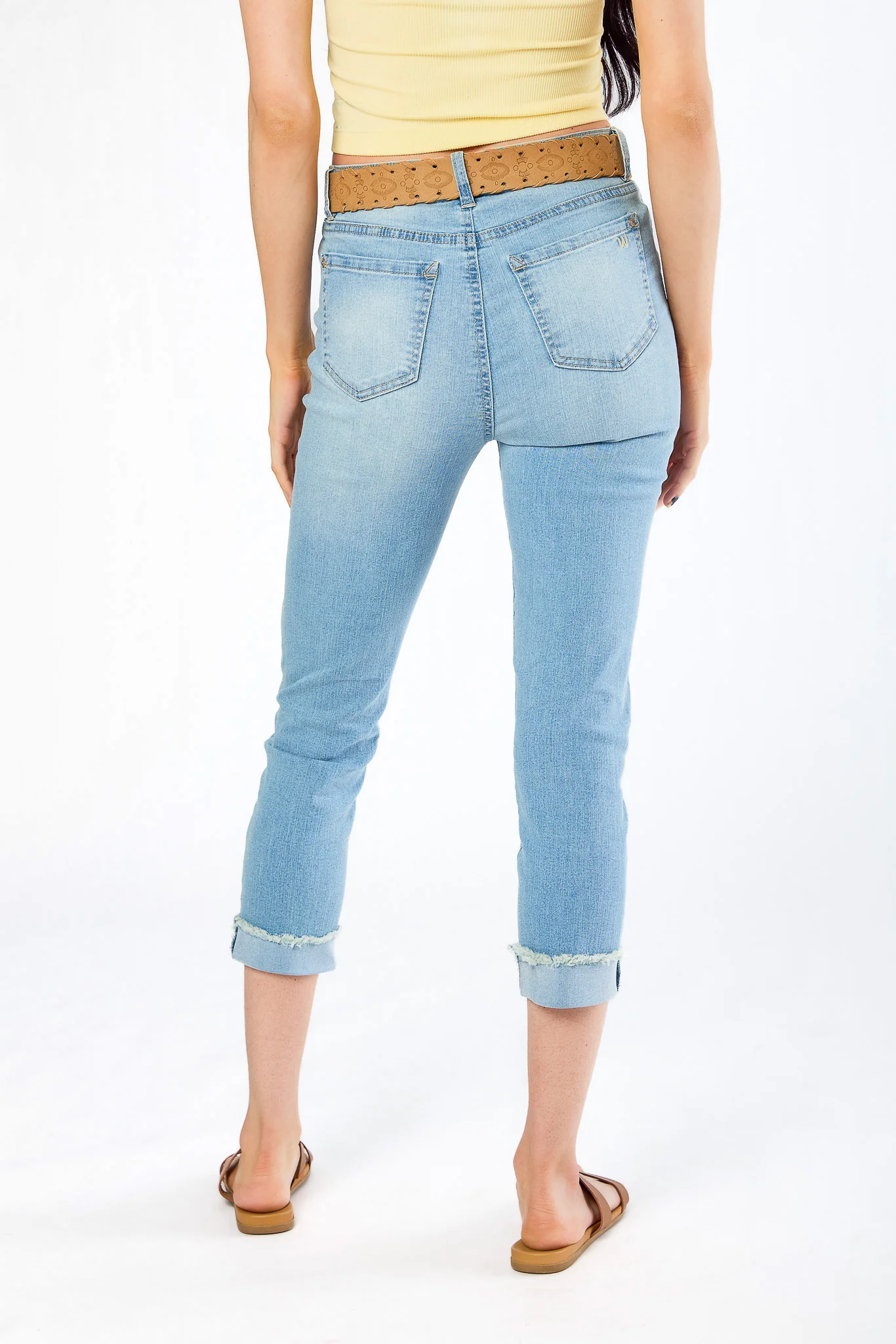 WallFlower InstaVintage Arabella Wash Fearless Curvy Hi-Rise Belted Cropped Jean - Image 3